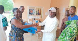 Bénin / Commune de Bantè : Le maire Comlan Fagbémon et son conseil dotent l’hôpital d’Akpassi en équipements médicaux