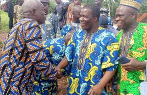 Parrain de la Fête de retrouvailles des riziculteurs à Dovi : Le parrain Dr Isidore HOUNHUÈDO du BR loue les efforts du président Talon en faveur de l’agriculture à Zangnanado