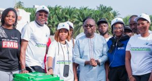 Bénin / Journée de marche et campagne de salubrité à Cotonou: L’ONG Bénin Villes Propres et ses partenaires renforcent l’engagement citoyen à Akpakpa